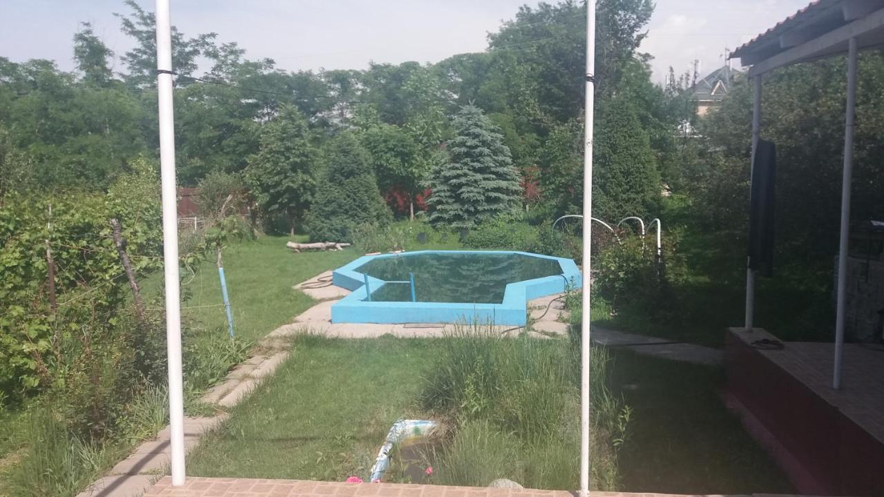 Garden House Bed & Breakfast Almaty Bagian luar foto